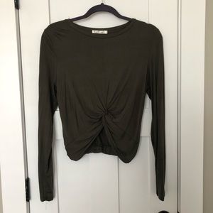 OLIVE GREEN CROP LONG SLEEVE